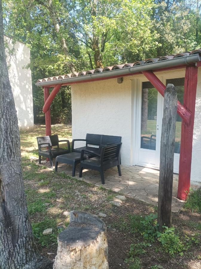 7-Gite-7 Personnes Au Coeur De La Nature /Piscine Saint-Aubin-de-Nabirat Luaran gambar